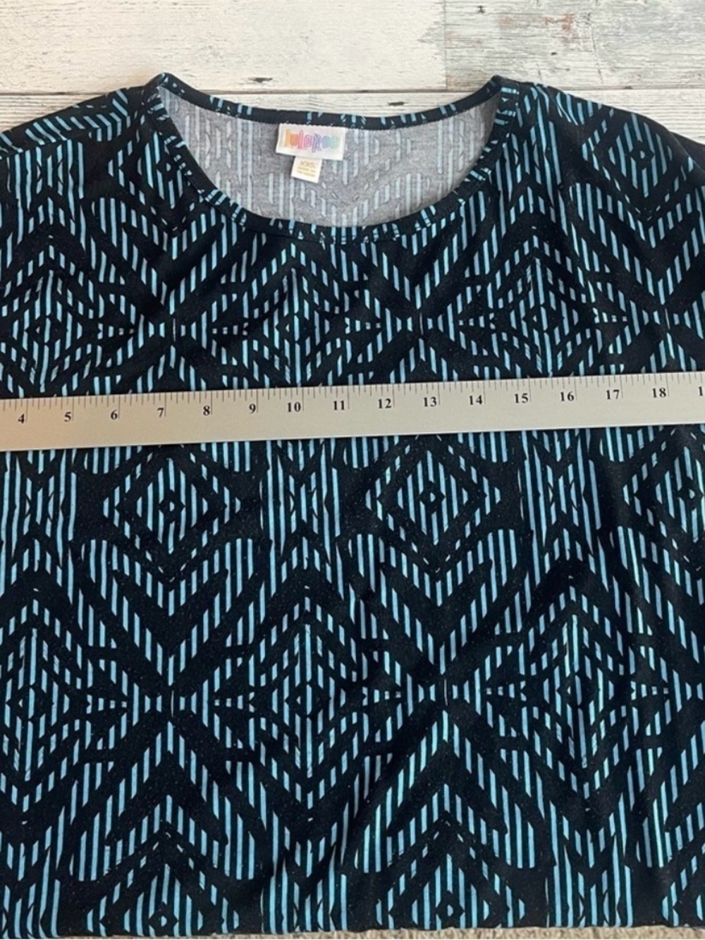 LulaRoe Teal and Black Irma Tunic Top XXS - Picture 8 of 9
